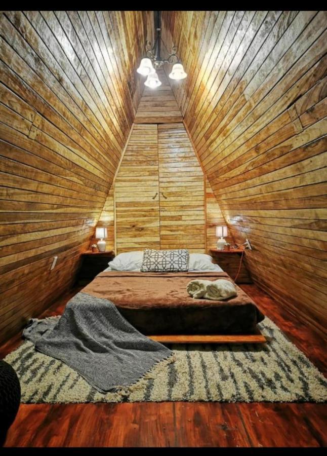 Airport Traveler'S Home. Alajuela Exterior foto